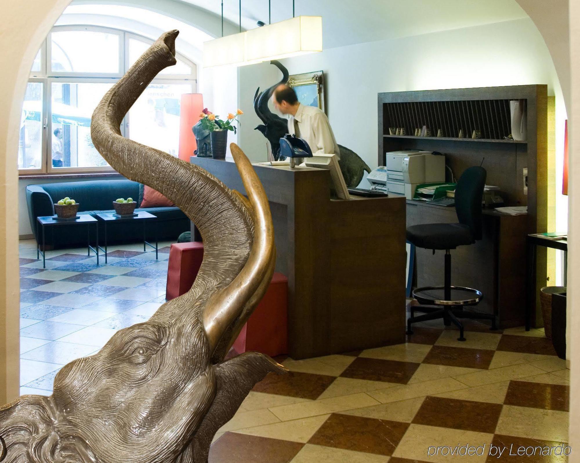 Hotel Elefant Salzburgo Interior foto
